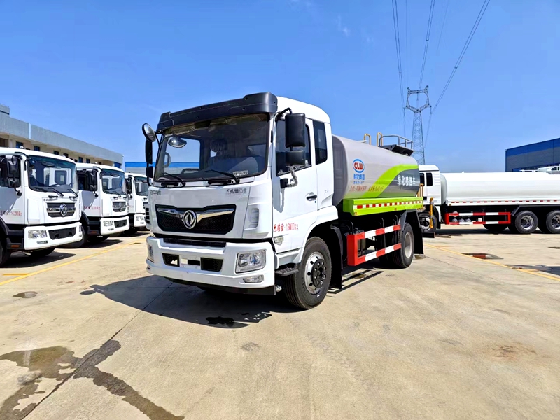 特价12方洒水车 不到12万的12方洒水车