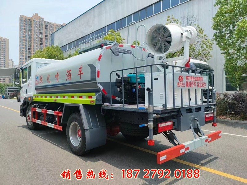 12-15吨洒水车 直降一万限时促销中（可分期付款）