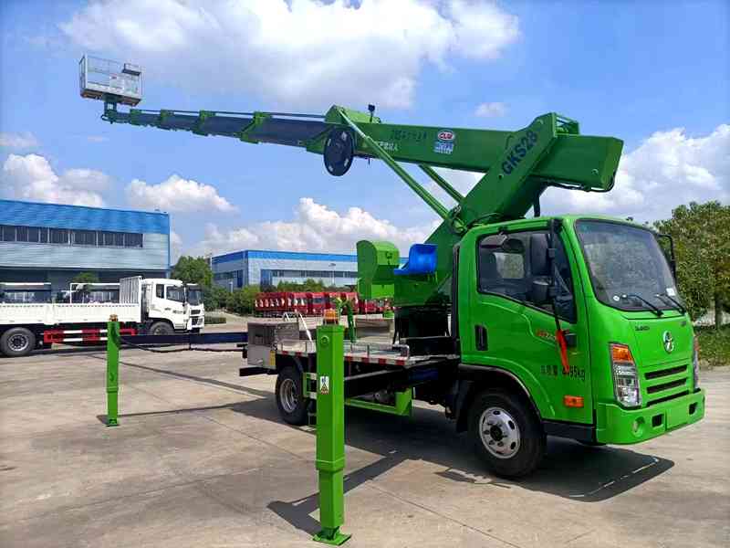高空作业车