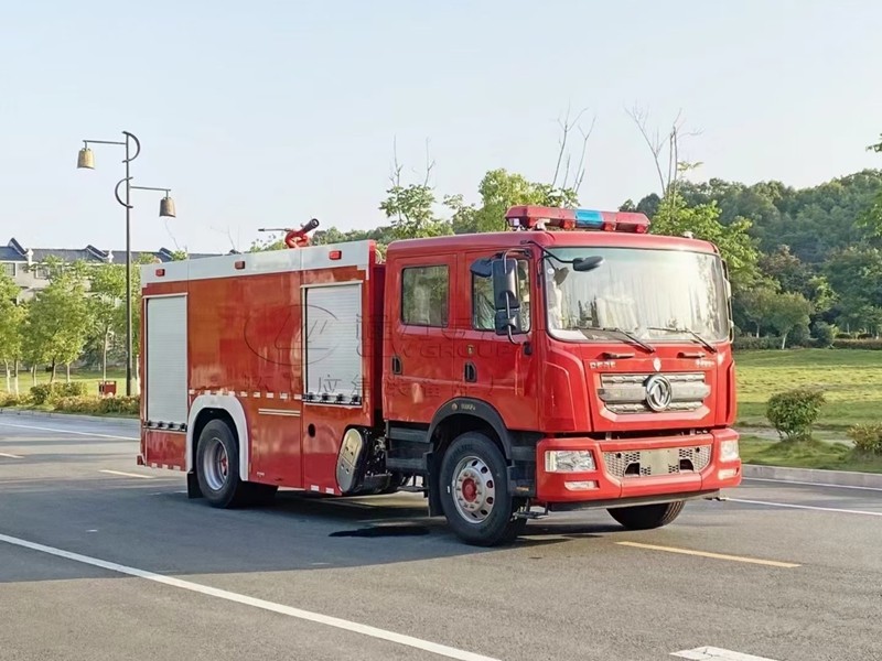 6吨消防车