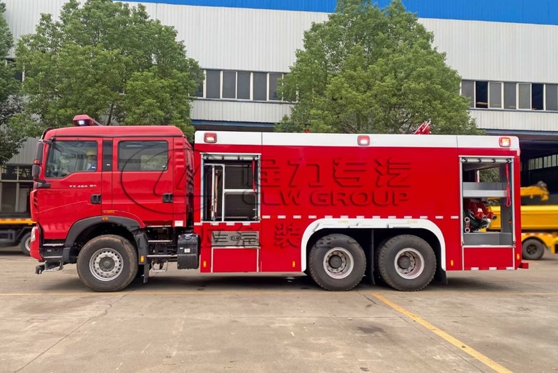 重汽消防车