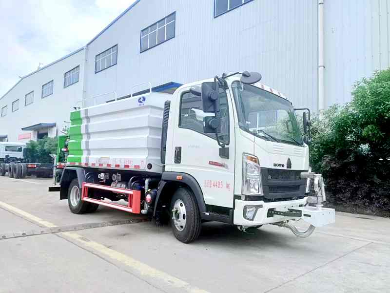 蓝牌洒水车