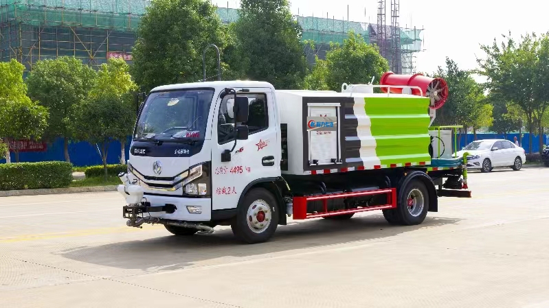 蓝牌七方洒水车
