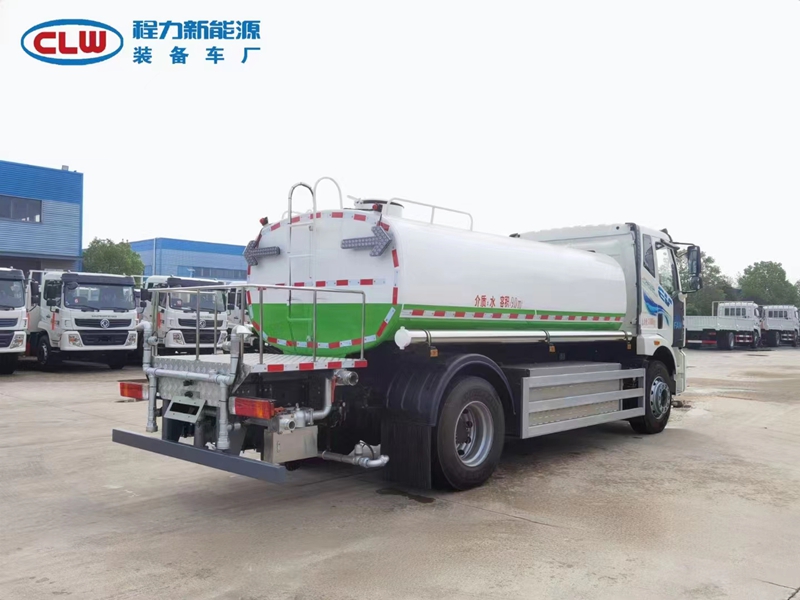 纯电动洒水车