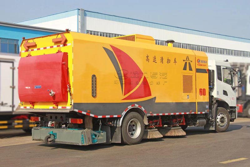 高速公路清扫车