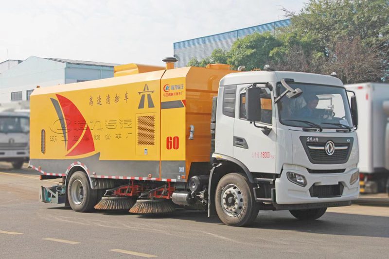 高速公路清扫车