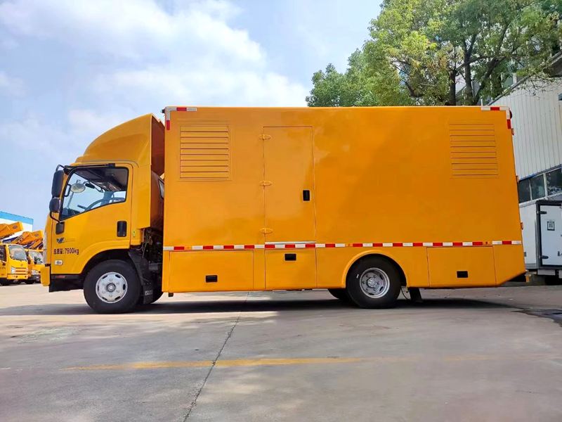 程力电源车