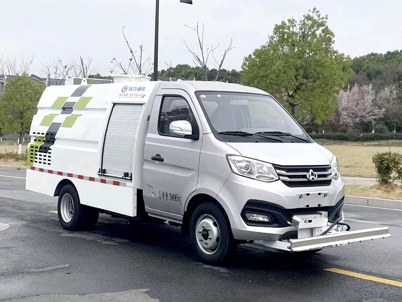 路面养护车