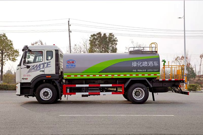 重汽14方洒水车