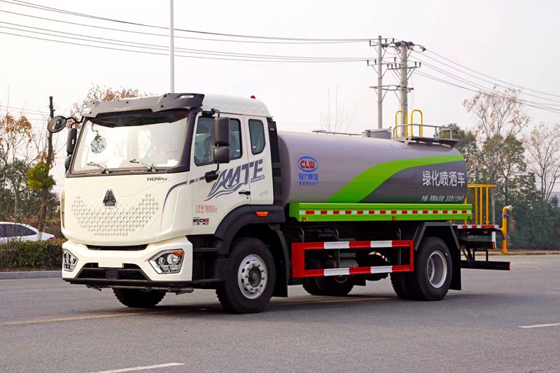 程力洒水车