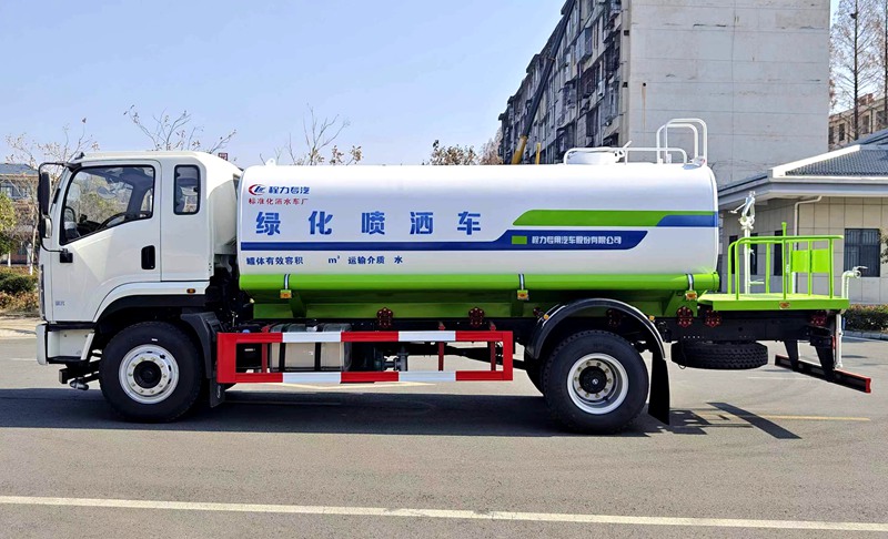 陕汽12吨洒水车