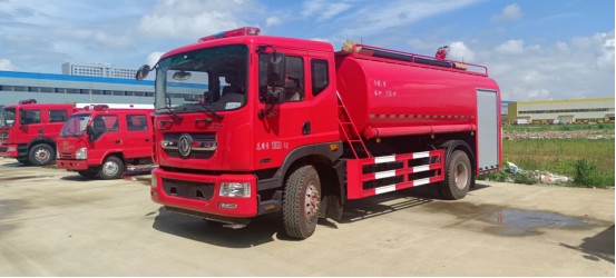 12吨消防洒水车