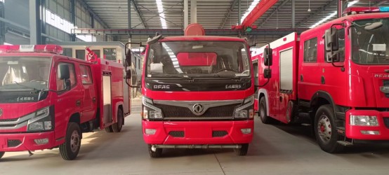 东风8吨消防洒水车 东风8吨消防洒水车