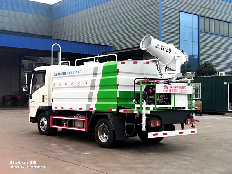 蓝牌雾炮洒水车